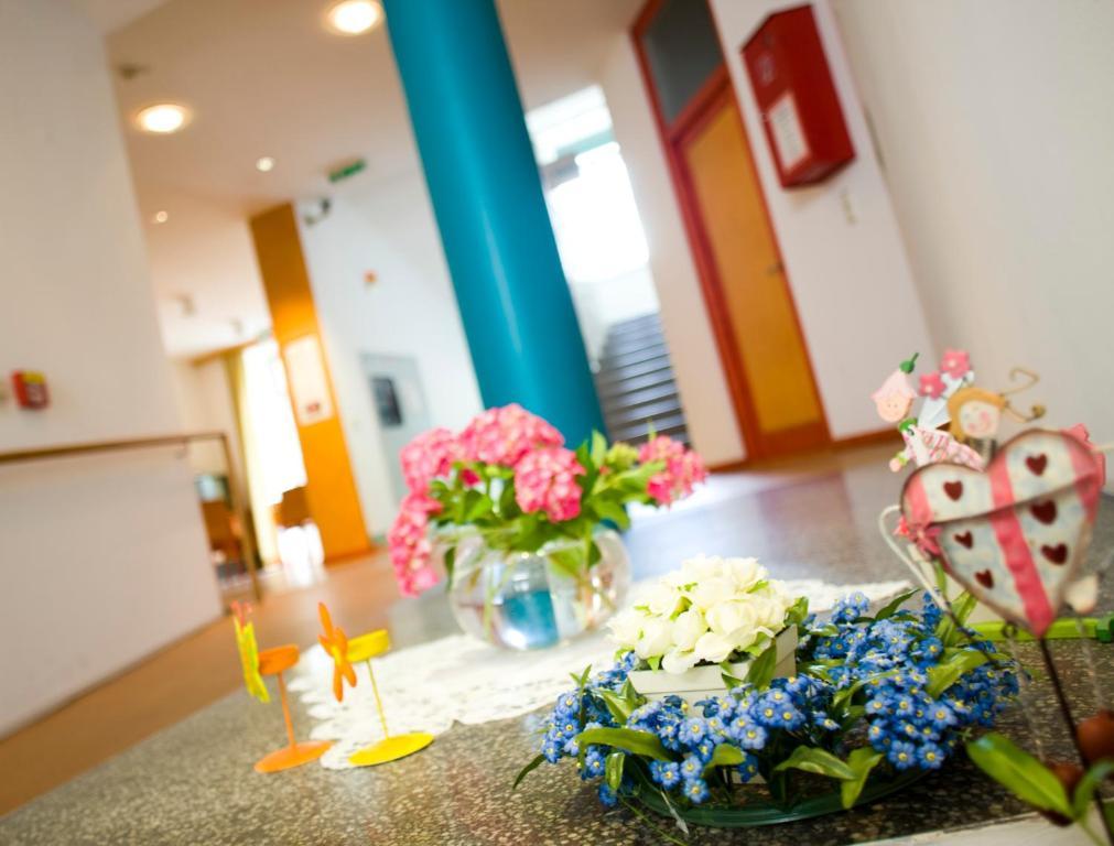 Haus Mobene - Hotel Garni Грац Екстер'єр фото