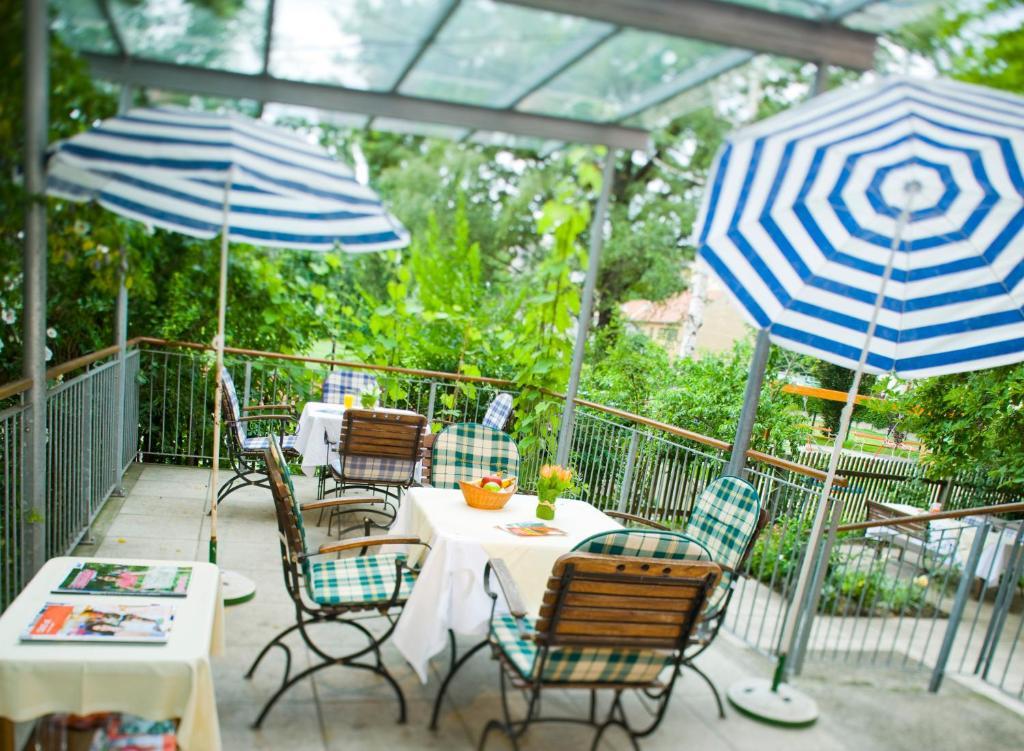 Haus Mobene - Hotel Garni Грац Екстер'єр фото