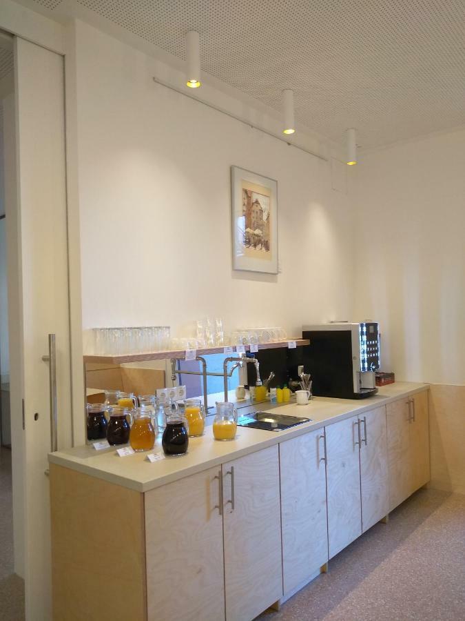 Haus Mobene - Hotel Garni Грац Екстер'єр фото